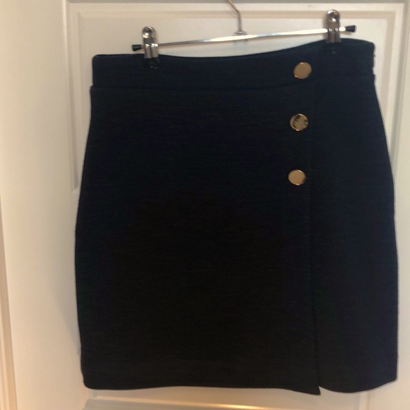 Loft Navy skirt with gold buttons - Picture 1 of 4